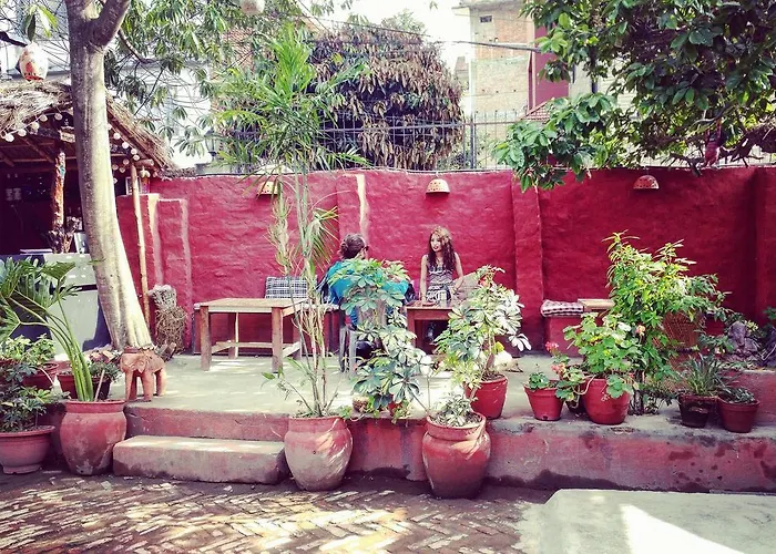 Phat Kath's Secret Garden Backpackers Hotel 4*